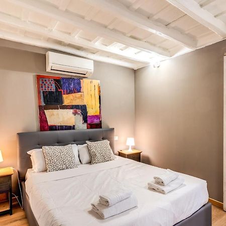 Lovely Spacious Apartment Near The Colosseum روما المظهر الخارجي الصورة