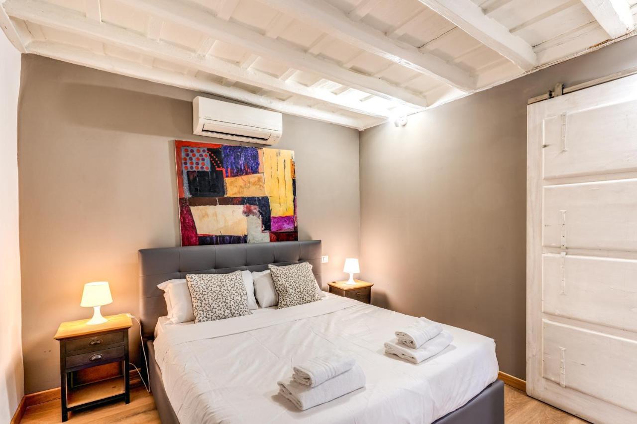 Lovely Spacious Apartment Near The Colosseum روما المظهر الخارجي الصورة
