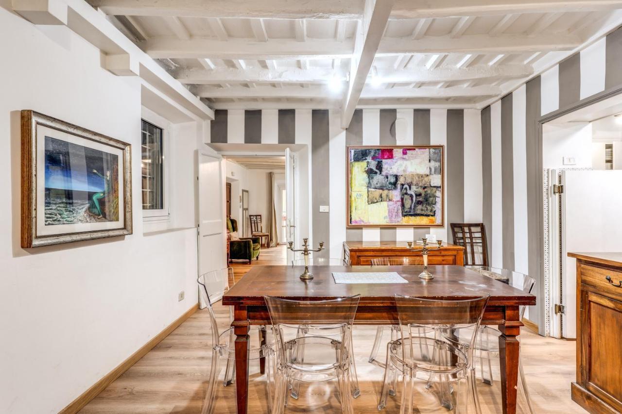 Lovely Spacious Apartment Near The Colosseum روما المظهر الخارجي الصورة