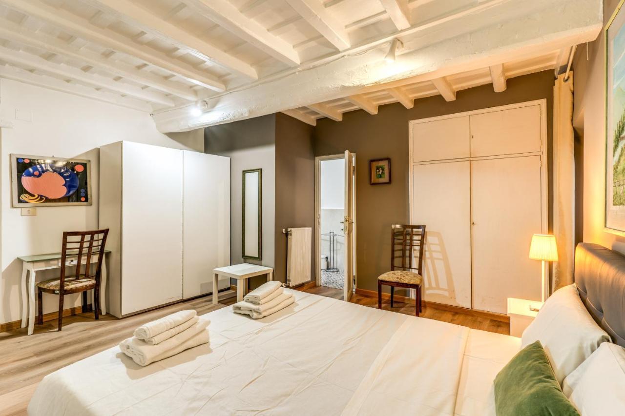 Lovely Spacious Apartment Near The Colosseum روما المظهر الخارجي الصورة